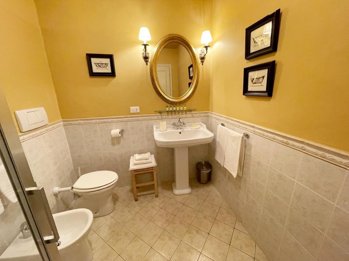 La Boheme Bed & Breakfast Лука Екстериор снимка