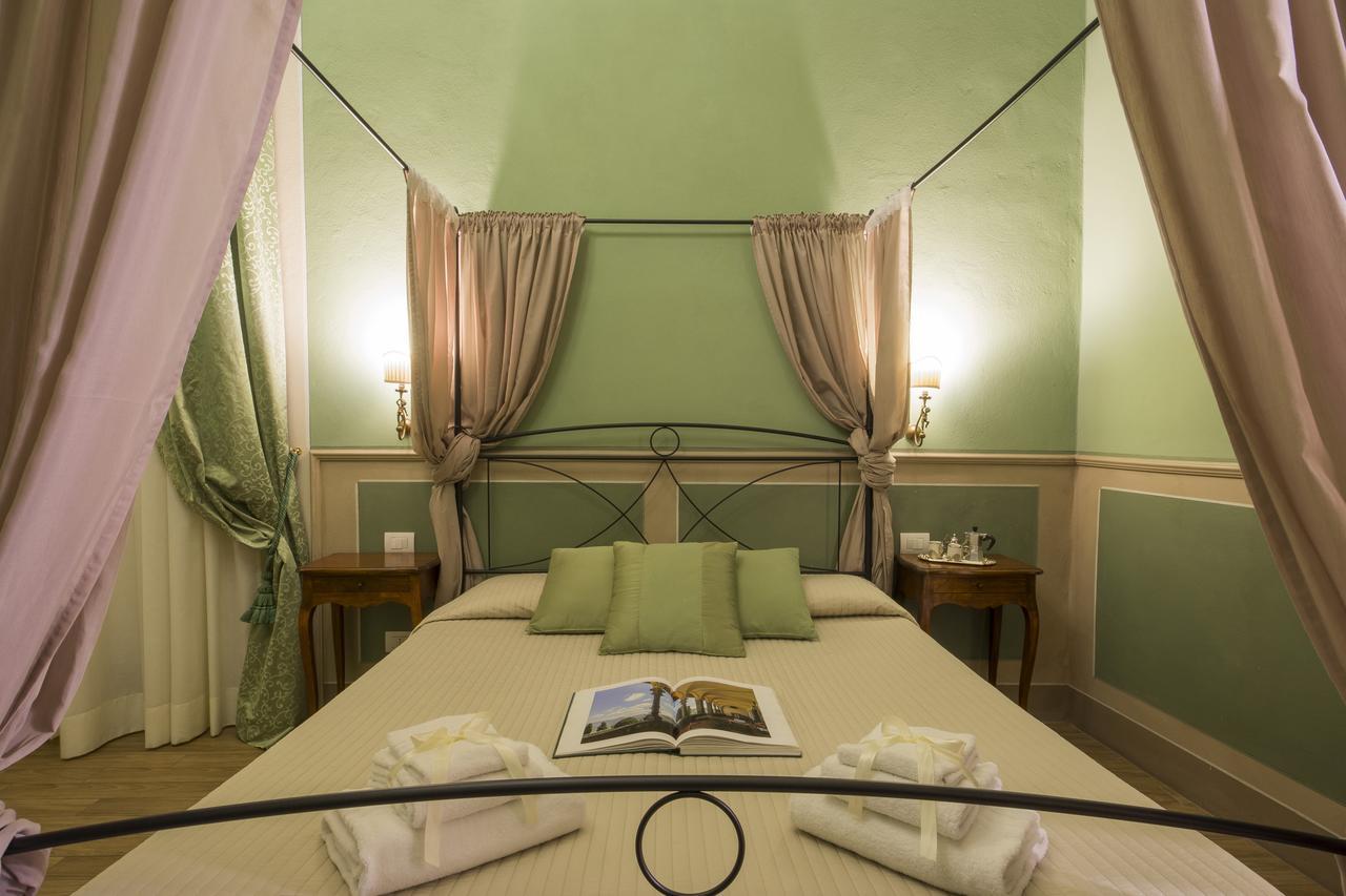 La Boheme Bed & Breakfast Лука Екстериор снимка