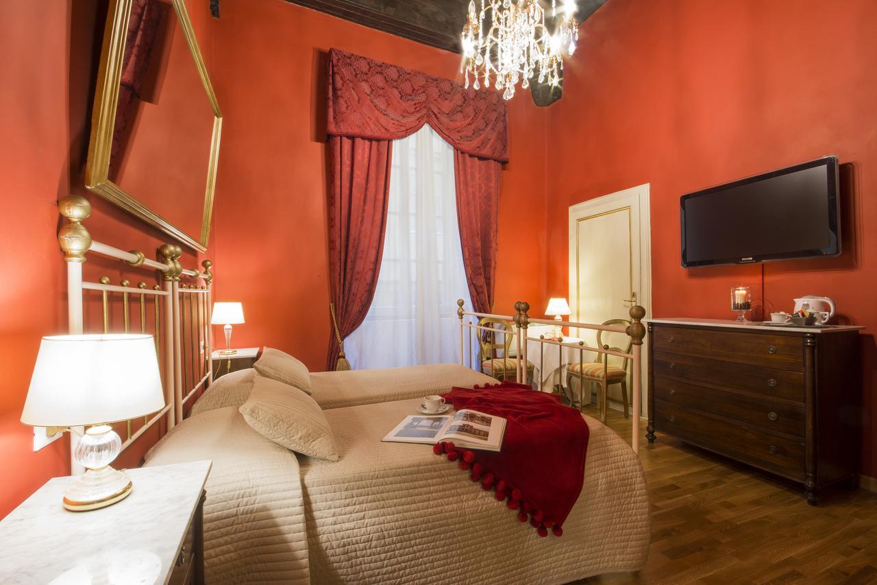 La Boheme Bed & Breakfast Лука Екстериор снимка