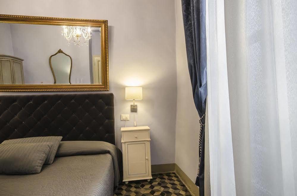 La Boheme Bed & Breakfast Лука Екстериор снимка